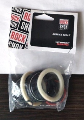 remkomplekt-rockshox-service-seals-pike-rct3-2014-16-604-308334-000-big-0