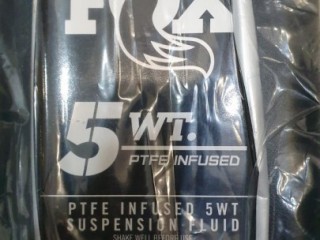 Масло амортизационное Fox PTFE Infused 5WT Suspension Fluid 946мл