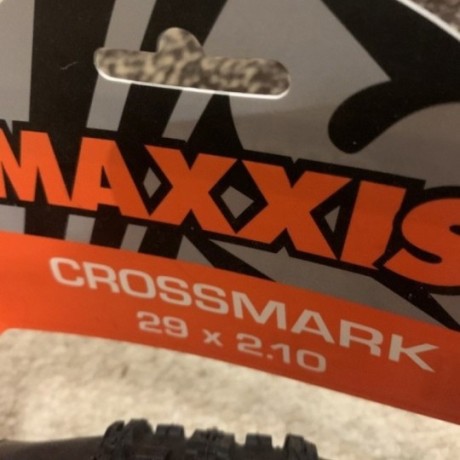 pokryska-maxxis-crossmark-2921-novaia-big-3