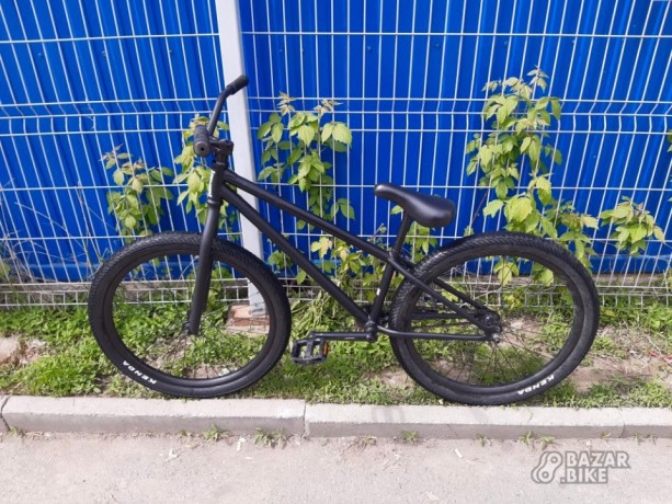 tony-step-bike-ult-24er-2020-big-0