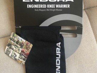 Согревающие наколенники Endura Engineered Knee Warmers (новые)