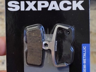 Тормозные колодки Sixpack Semi-Metallic Sram Code R (новые)