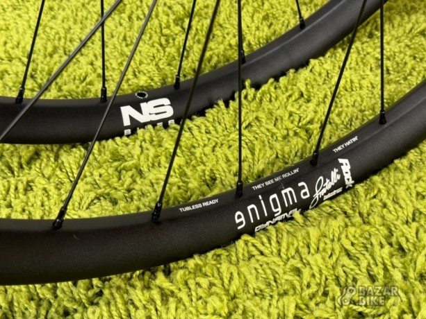 vilset-29-ns-bikes-enigma-dh-ns-rotary-1102015712mm-novyi-big-1