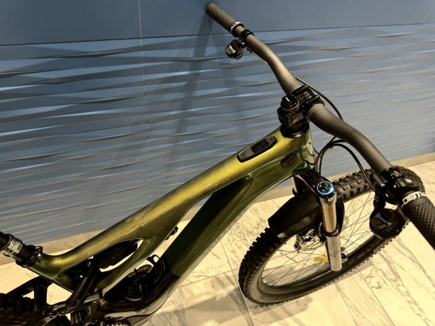 e-bike-specialized-s-works-turbo-levo-t-type-carbon-29er-s4-2024-novyi-big-4